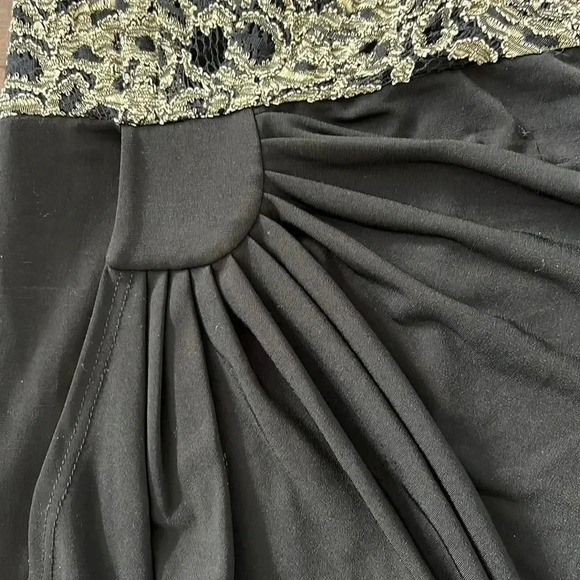 Black dress with lace top - Picture 7 of 10